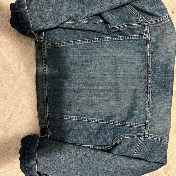 Abercrombie Women’s Jean Jacket - Picture 6 of 6